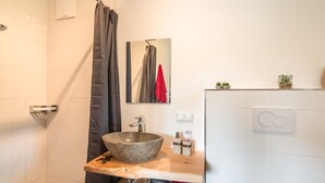 Apartment | Bathroom - Boutique Apartment in Pfarrwerfen With Terrace (Pfarrwerfen)