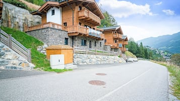 Chalet | Exterior