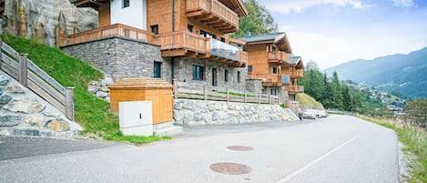 Chalet | Exterior