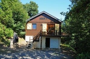 House | Exterior - Holiday Home in La Roche With Sauna & Nature (La Roche-en-Ardenne)