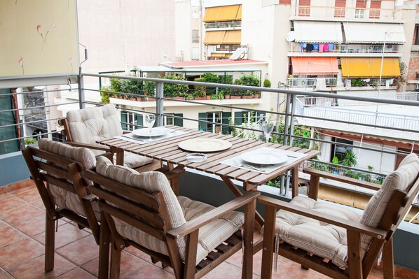 Apartment, 2 Schlafzimmer | Blick vom Balkon