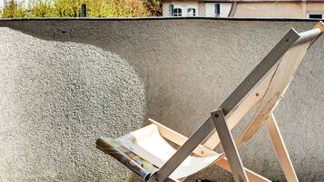 Appartement, 2 chambres | Vue sur la rue