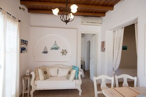 別墅, 2 間臥室, 可使用泳池, 海景 | 起  居區 | 平面電視