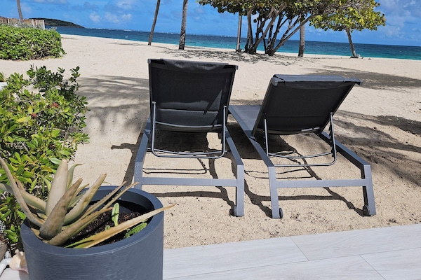 Votre plage et sa vue sur la mer des Caraibes. Tellement vrai !