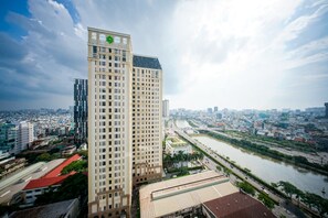 Apartment, 3 Bedrooms, 2 Bathrooms | City view - Ichiban Apartments (Ho Chi Minh City)