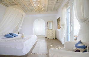 Villa, 5 chambres, piscine privée | 5 chambres, rideaux d’obscurcissement, fer et planche à repasser