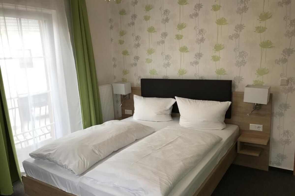 Comfort-Doppel- oder -Zweibettzimmer | Kostenloses WLAN