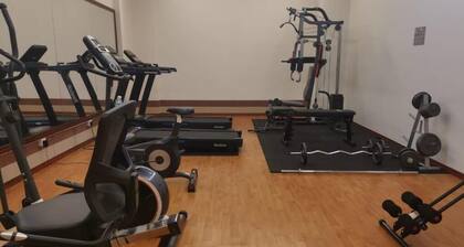 HOTEL GRAND BARON TAIPNG