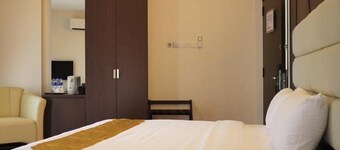 HOTEL GRAND BARON TAIPNG