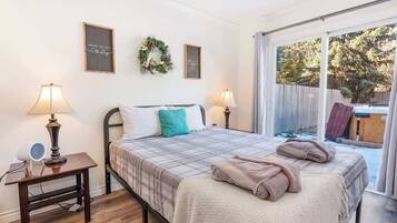 2 Schlafzimmer, Reisekinderbett, WLAN, Bettwäsche