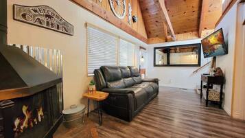 TV, fireplace, offices