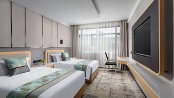 Soundproofing, iron/ironing board, bed sheets