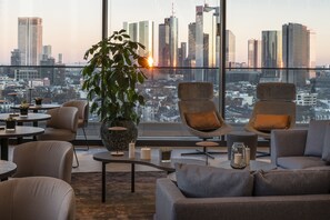 Executive lounge - Melia Frankfurt City (Frankfurt)
