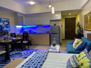 Hypo-allergenic bedding, individually decorated, individually furnished - The Venice luxury residences (Taguig)