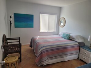 1 chambre, fer et planche Ă repasser, Wi-Fi gratuit, draps fournis
