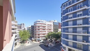 Unclassified image, 3 of 48, button - Campo Pequeno Prestige (Lisbon)