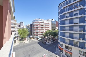 Double Room, Shared Bathroom (Balcony) | City view - Campo Pequeno Prestige (Lisbon)