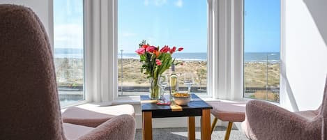 Room 7 - Double En-suite Seaview Room