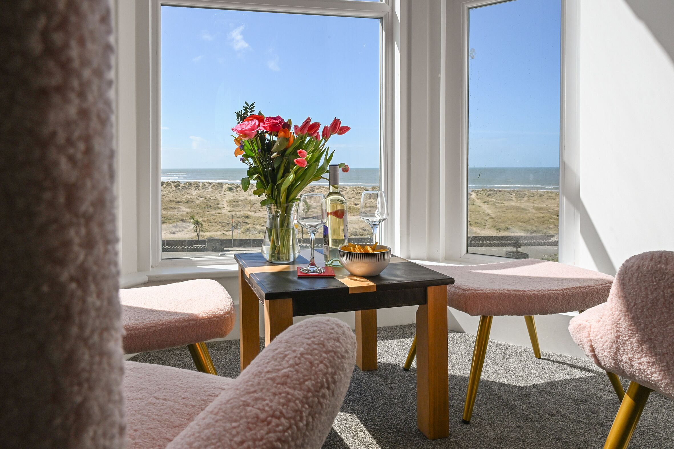 Room 7 - Double En-suite Seaview Room | Individually decorated, individually furnished, laptop workspace