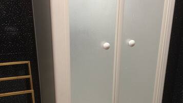 Room 7 - Double En-suite Seaview Room | Chuveiro