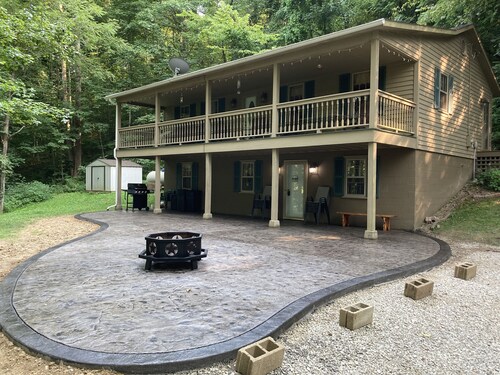 The Hideaway at Buck Ridge. Pet friendly.