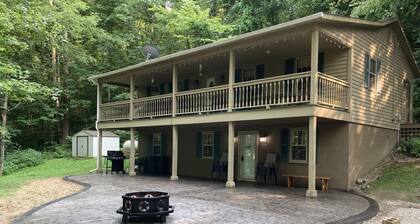 The Hideaway at Buck Ridge. Pet friendly.