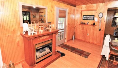 The Cave Run Lake Cabin