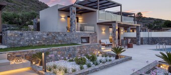 Yades Instyle Villas
