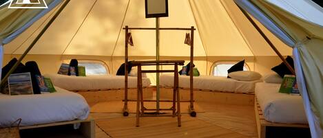 Tent (4)