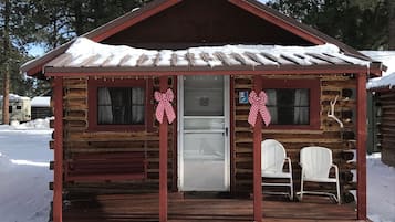 Classic Cabin (2)