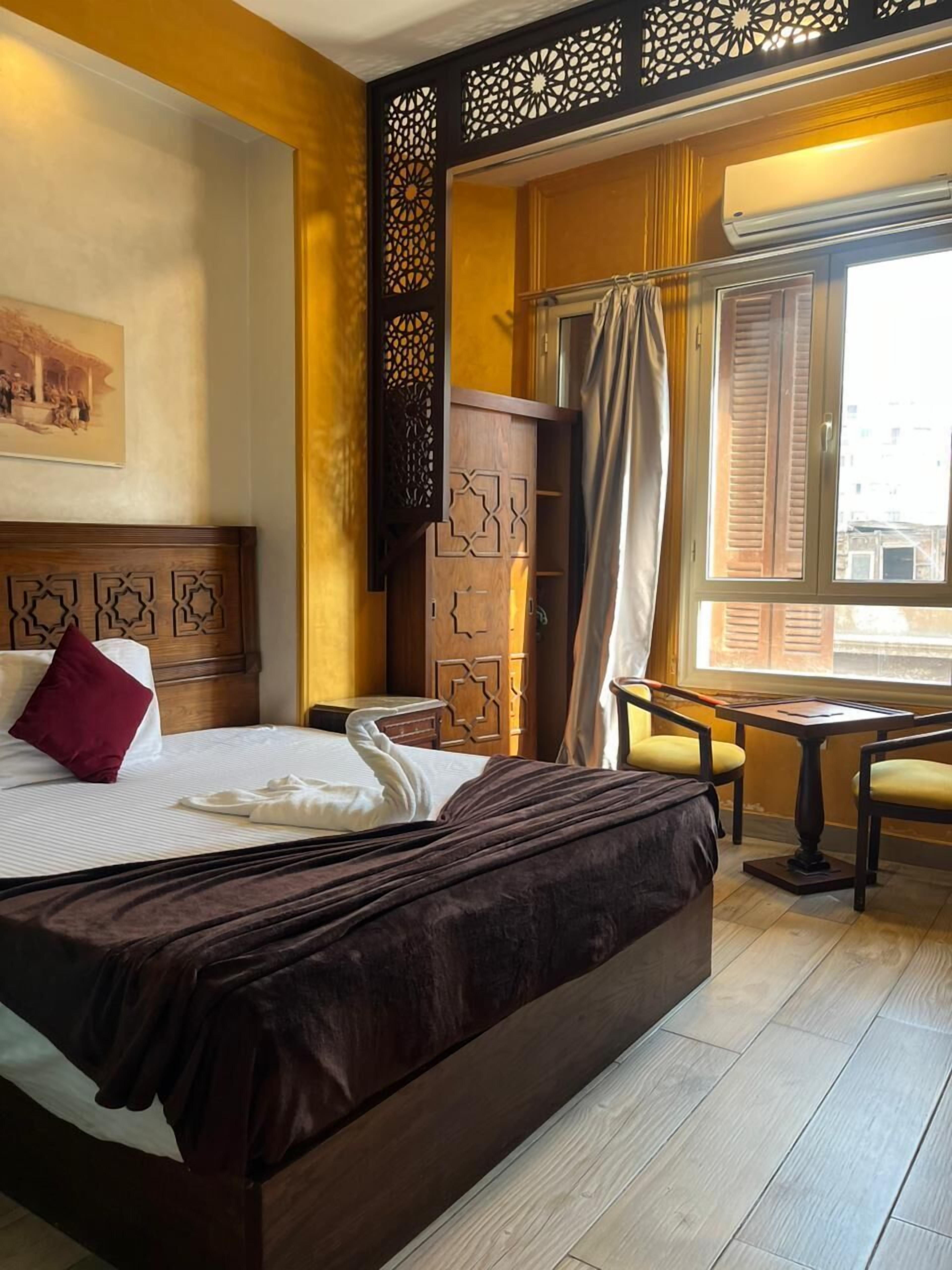 奢華雙人房, 1 張特大雙人床 | 迷你吧、客房內保險箱、書桌、遮光布/窗簾