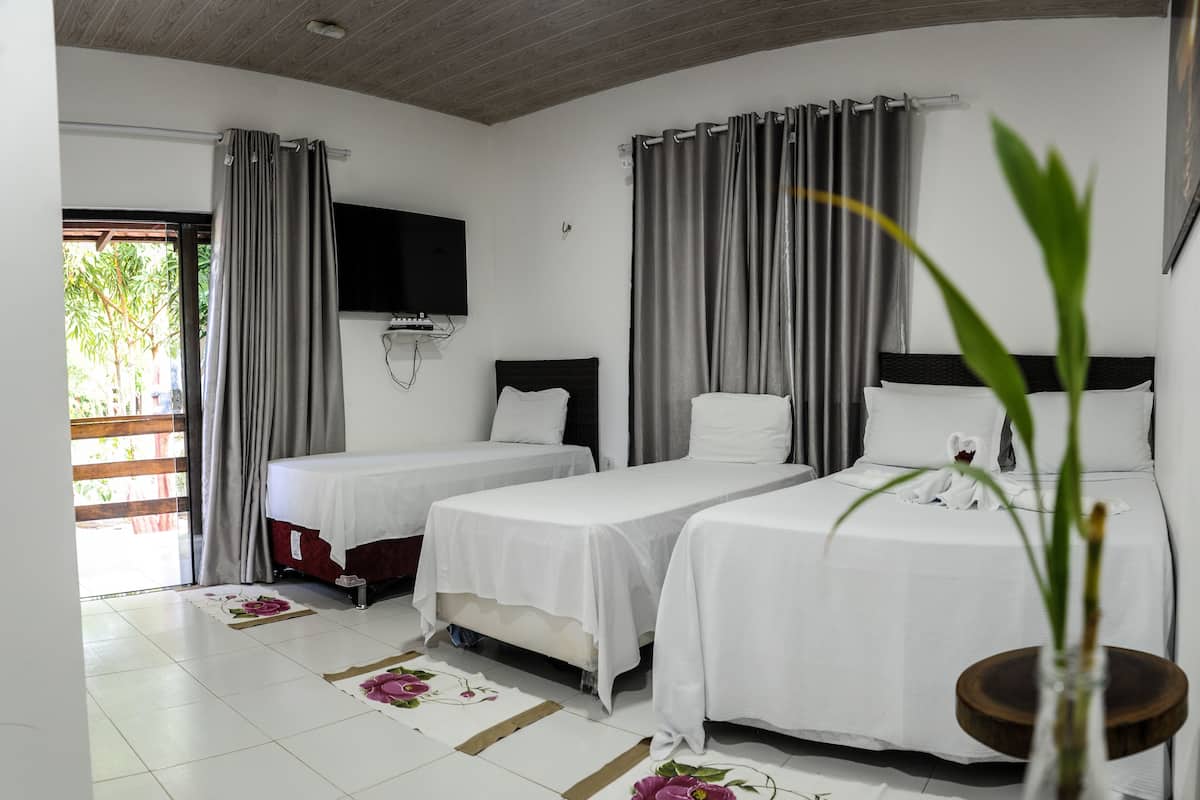Standard Quadruple Room | 1 bedroom, premium bedding, minibar, desk