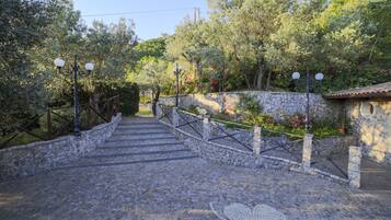 Tripla familiare | Vista dalla camera