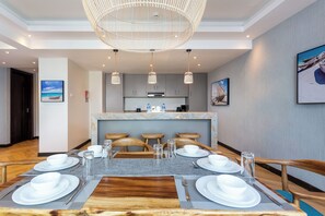 Executive Apartment, 1 Bedroom | In-room dining - Ulwazi Place Hotel By Trianum (Nairobi)