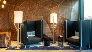 Reception - Crowne Plaza Nice Grand Arenas by IHG (Nice)
