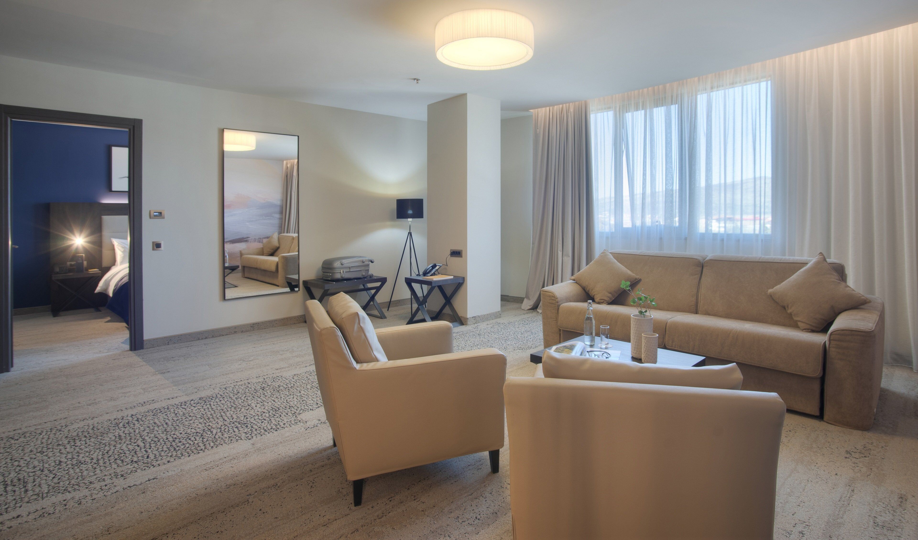 1 bedroom, in-room safe, individually furnished, desk