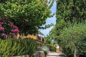 Jardines del alojamiento