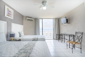 Deluxe Double Room | Lake view - Hotel Master Club (Jojutla)