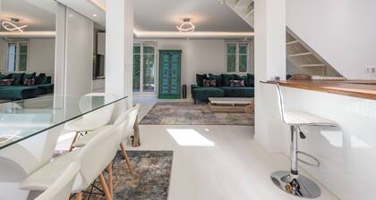 Magic House Next to Disneyland