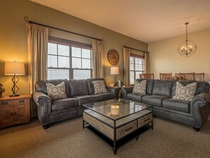 Condo, Multiple Beds (3 Br: Soaring Eagle 301) | Living room | 32-inch TV with cable channels, fireplace - 3 Br: Soaring Eagle 301 (Snowshoe)