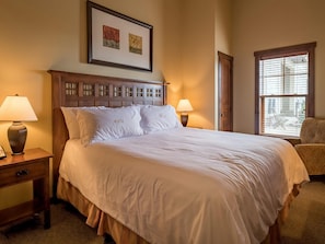 ์ฝ๋, ํน์ฌ์ด์ฆ์นจ๋ 1๊ฐ (1 Br: Soaring Eagle 109) | ์ ์๊ทน์ฑ ์นจ๊ตฌ, ๋ค๋ฆฌ๋ฏธ/๋ค๋ฆฌ๋ฏธํ, ๋ฌด๋ฃ WiFi