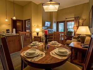 Private kitchen - 1 Br: Soaring Eagle 109 (Snowshoe)