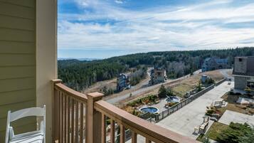 Apartamento, 1 cama de matrimonio grande (0 Br :  Soaring Eagle 308) | Balcón