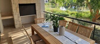 Pearl Valley Atolosa