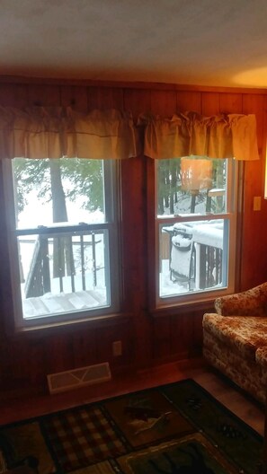 Interior - Family friendly lakefront cottage (Pickerel)