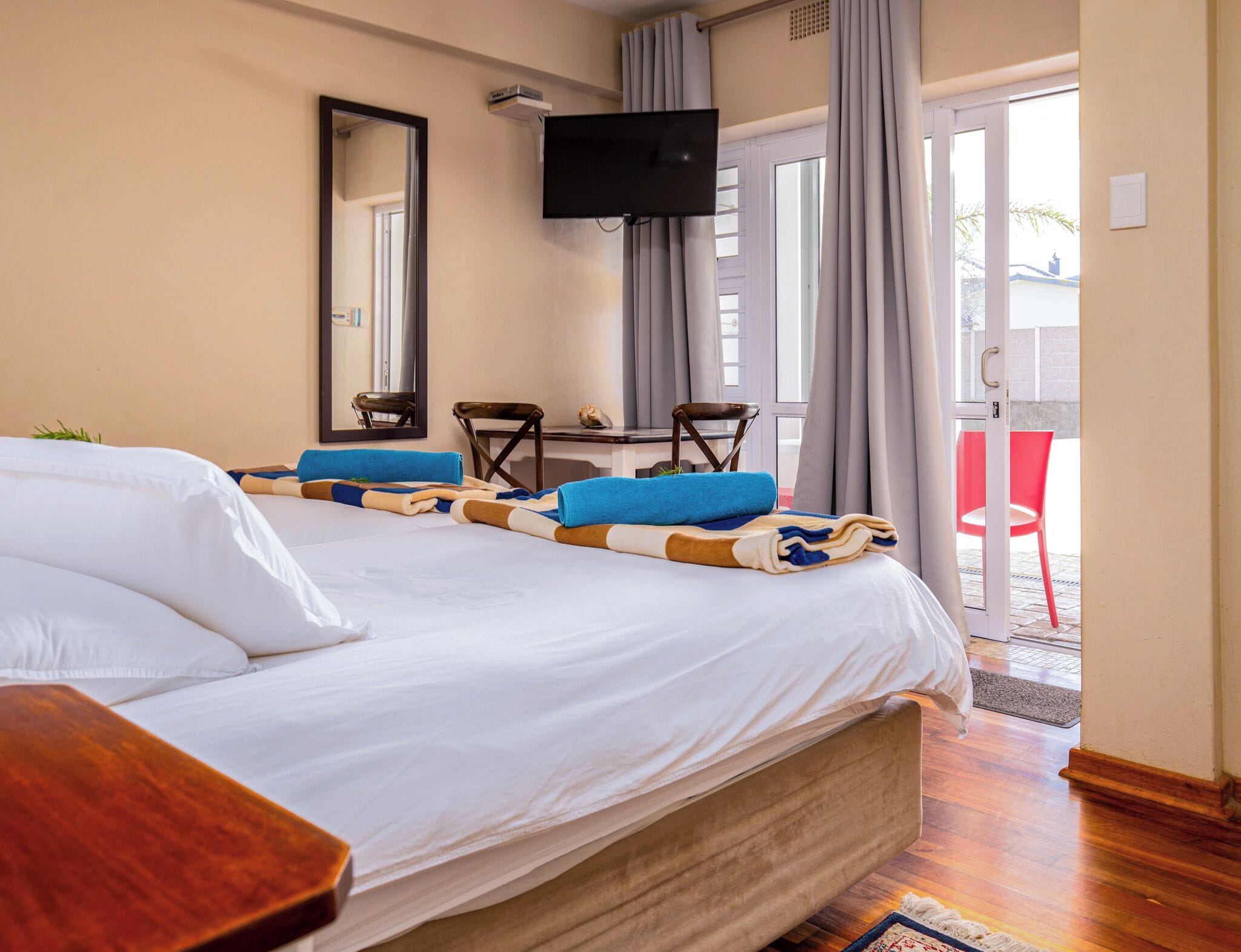 Yolandie - 2 Sleeper (4) | Premium bedding, free WiFi, bed sheets