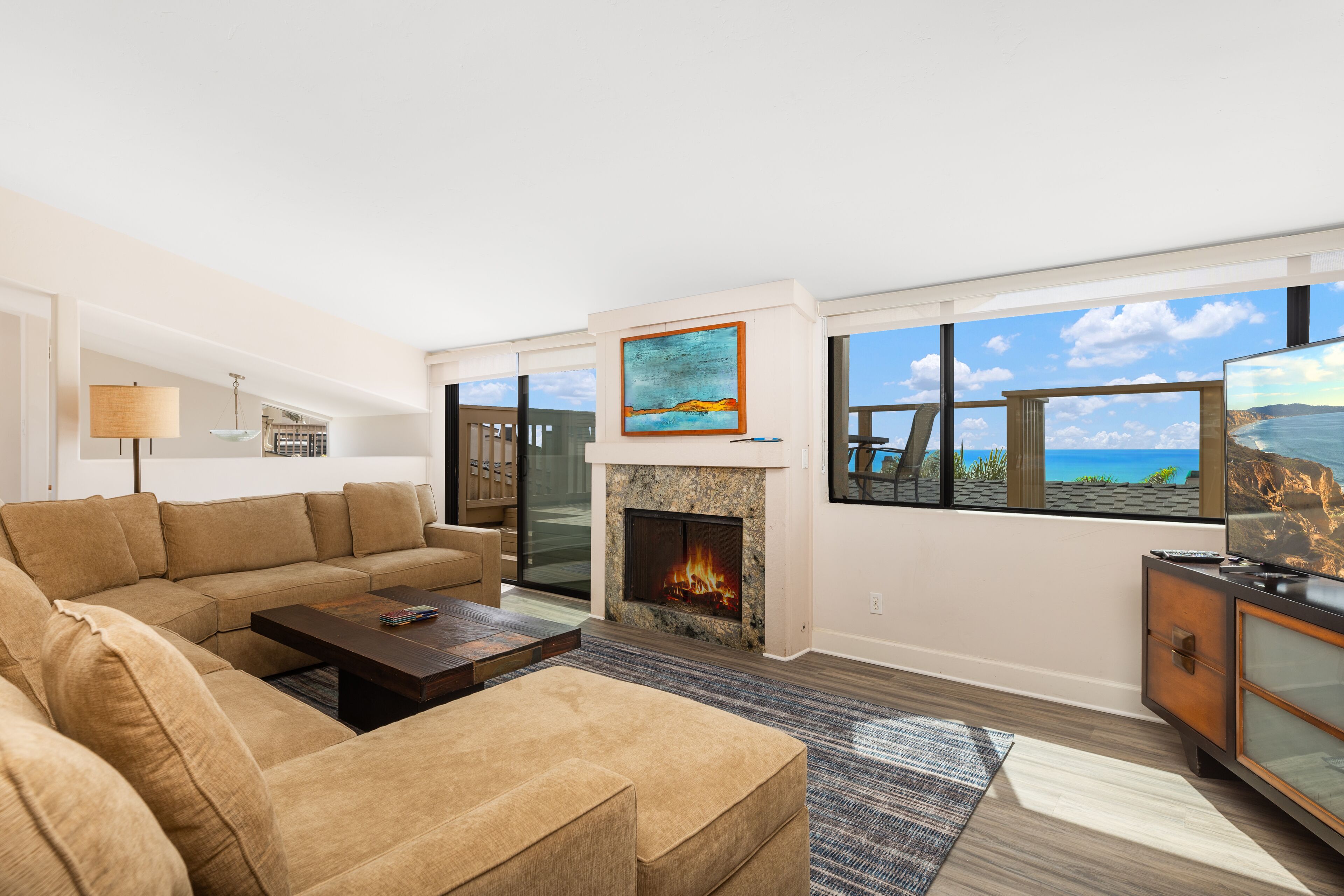 Breeder's Cup Race Rental near Pool, Beach, Restaurants - Great Value!