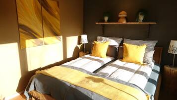 1 chambre, coffres-forts dans les chambres, fer et planche Ă repasser