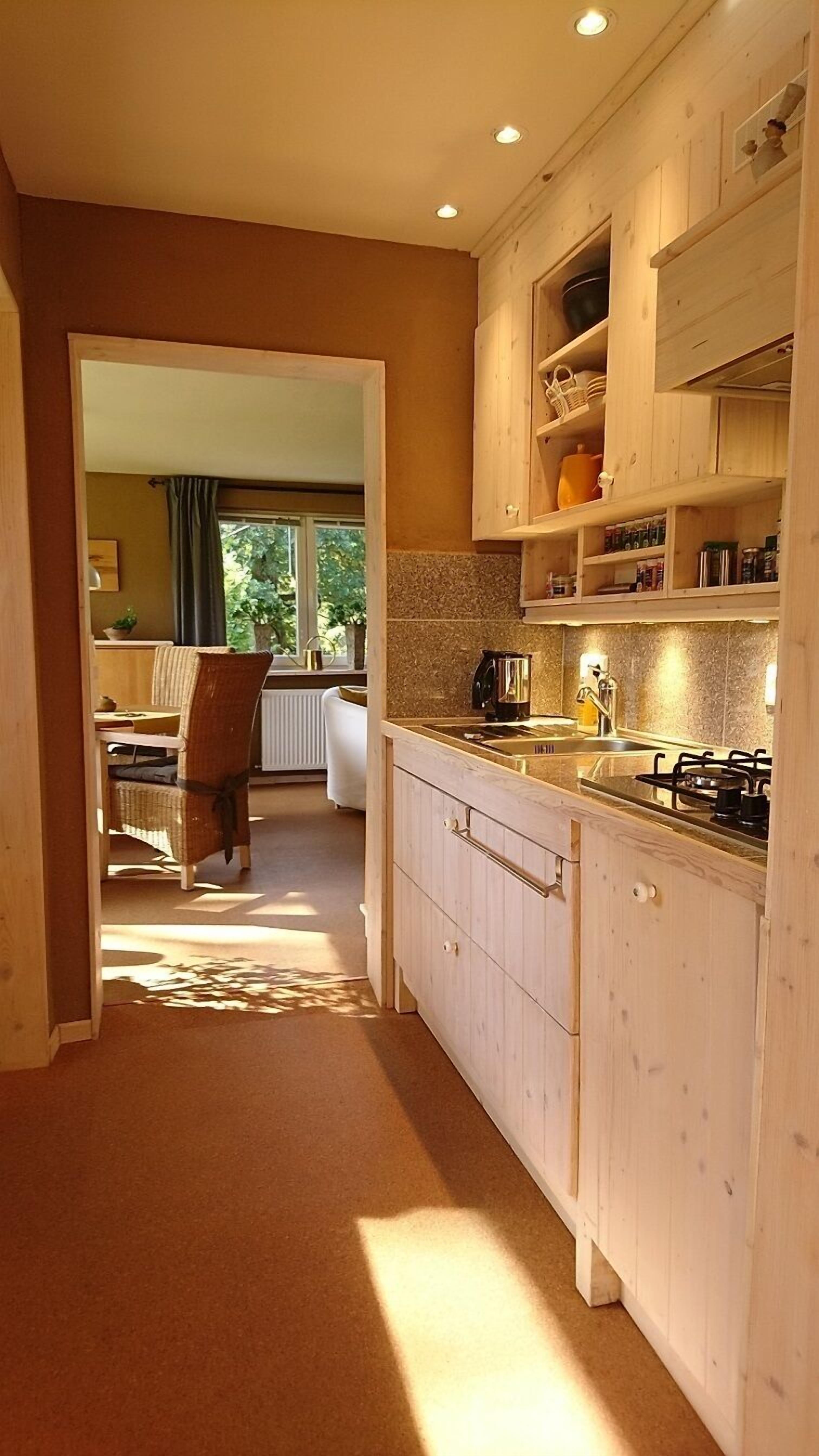 Réfrigérateur, four, plaque de cuisson, lave-vaisselle