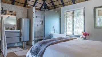 Familienvilla, Mehrere Betten, Klimaanlage, Gartenblick | 6 Schlafzimmer, hochwertige Bettwaren, Betten mit Memory-Foam-Matratzen